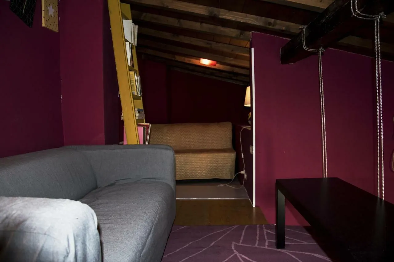 Bed & Breakfast Sgarauella Benedetta Hotel Florence Italy